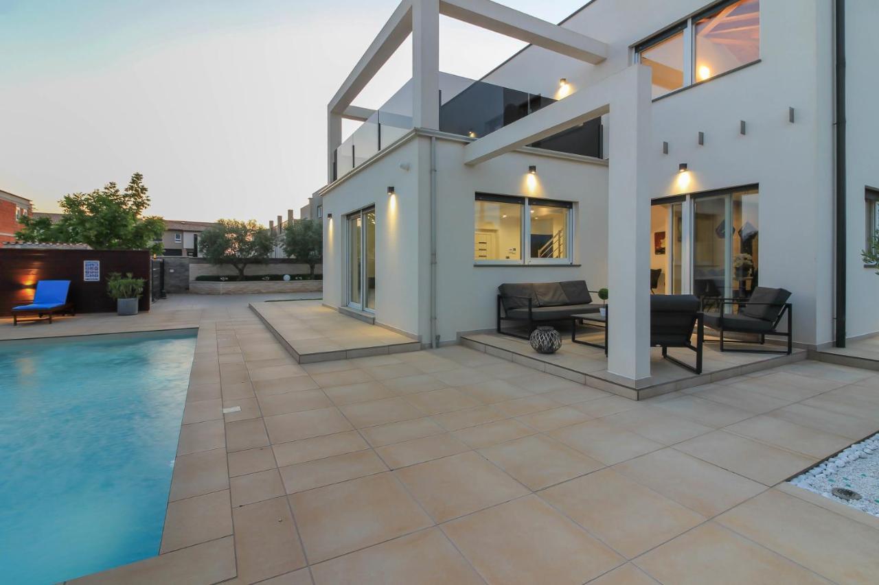 Modern Villa Nerina With Private Pool Near Пула Екстер'єр фото