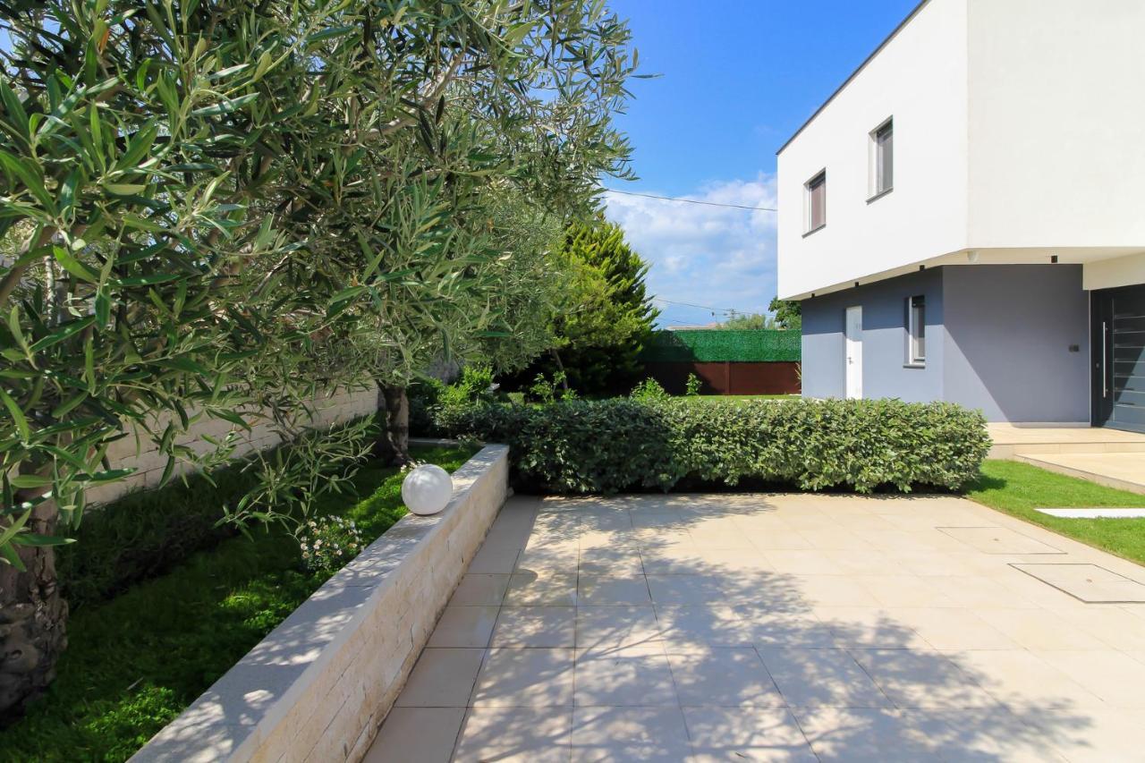 Modern Villa Nerina With Private Pool Near Пула Екстер'єр фото