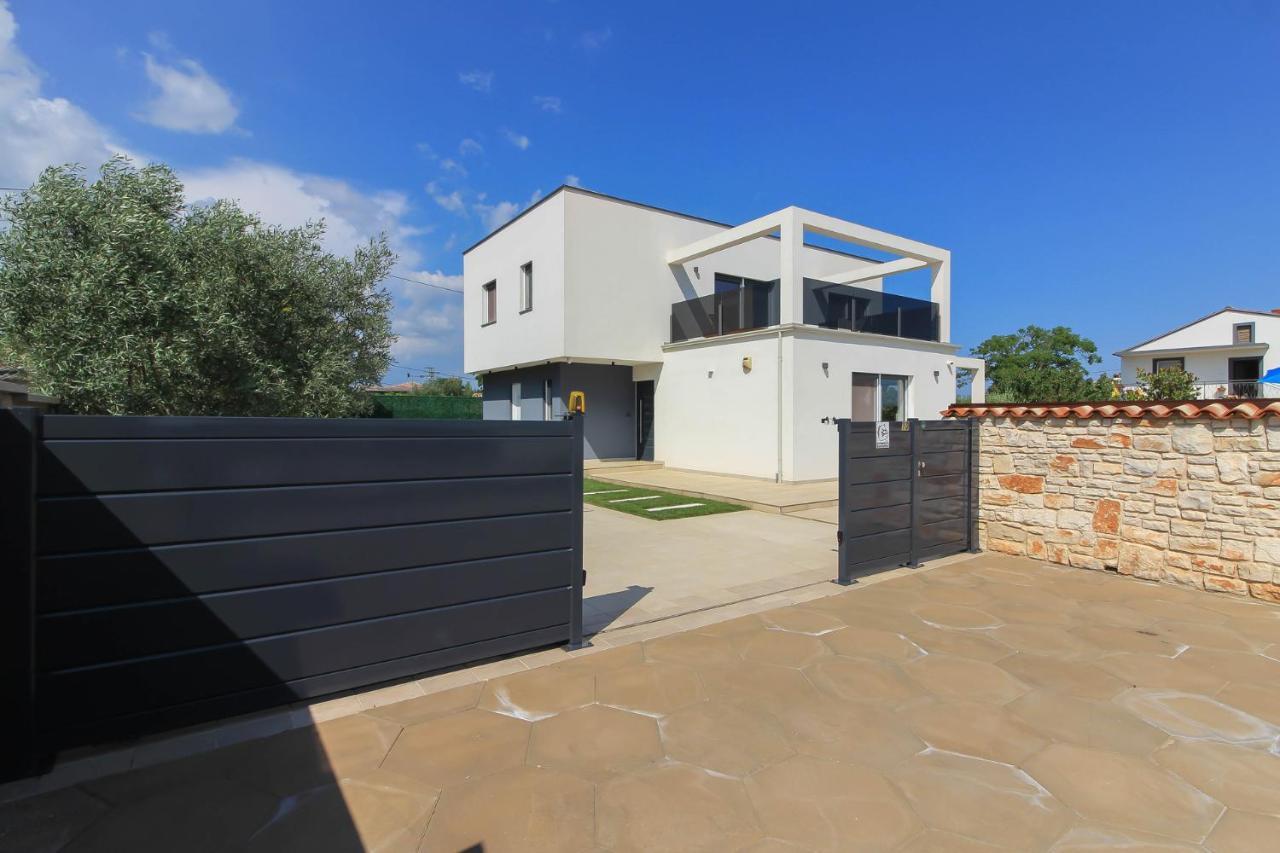 Modern Villa Nerina With Private Pool Near Пула Екстер'єр фото