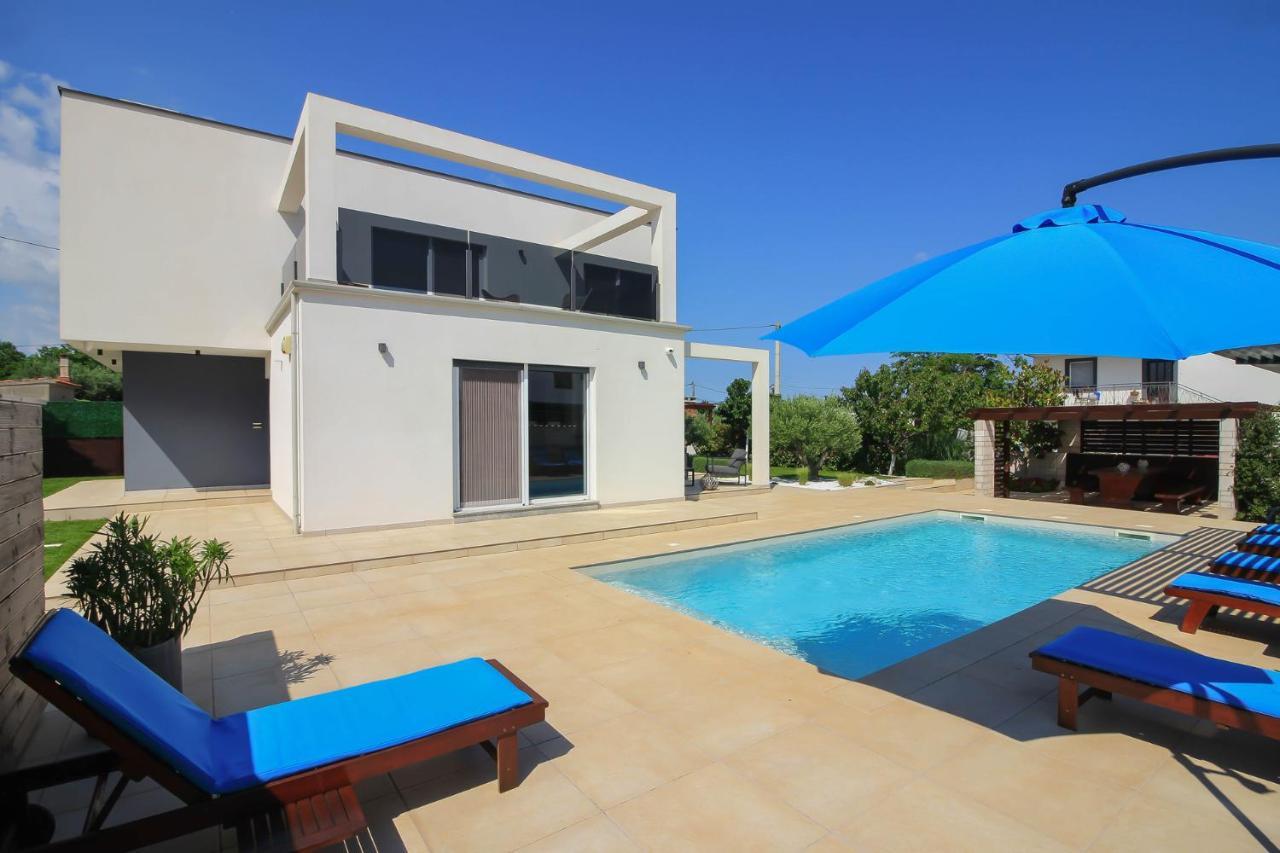 Modern Villa Nerina With Private Pool Near Пула Екстер'єр фото