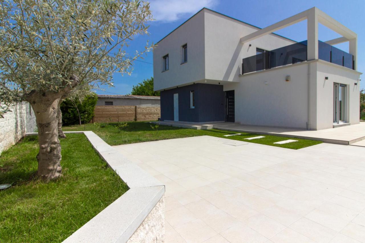 Modern Villa Nerina With Private Pool Near Пула Екстер'єр фото