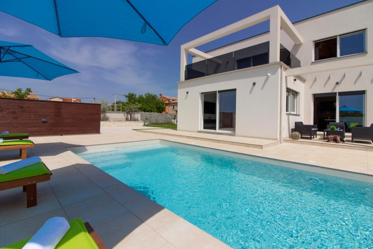 Modern Villa Nerina With Private Pool Near Пула Екстер'єр фото